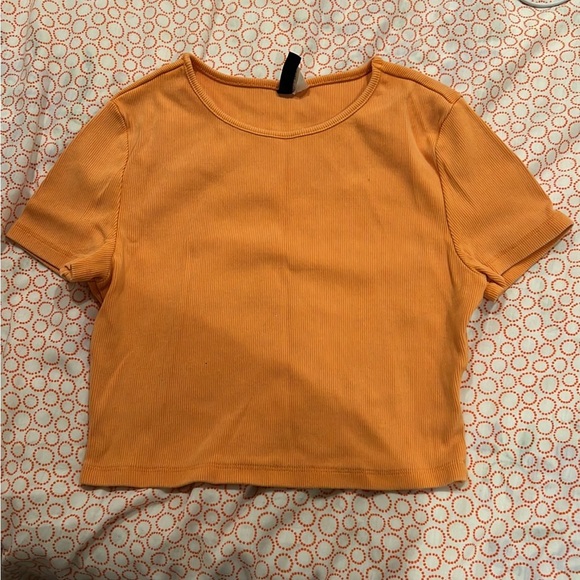 Cropped Ribbed Top - Picture 1 of 2